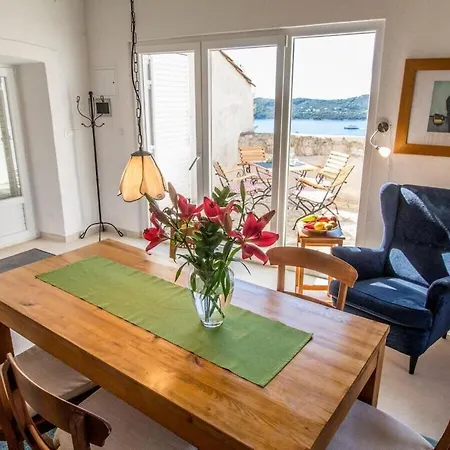 Dubrovnik - House Stijepo - *